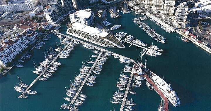 Boat-hotel-Gibraltar