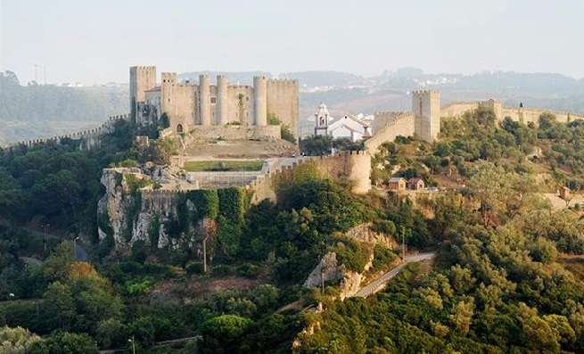 The-Castle-of-Óbidos-in-Portugal-2
