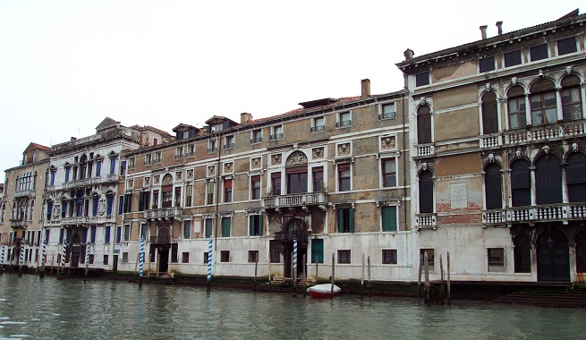 The-Palace-Mocenigo-in-Venice