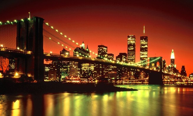 The-famous-Brooklyn-Bridge-in-New-York