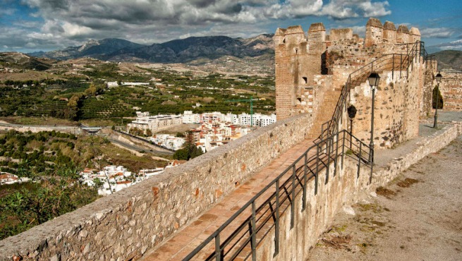 The-beautiful-town-of-Salobrena-in-Granada-2