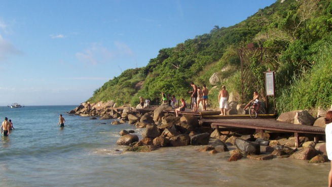 The-Beach-of-the-English-the-most-famous-of-Florianopolis-2