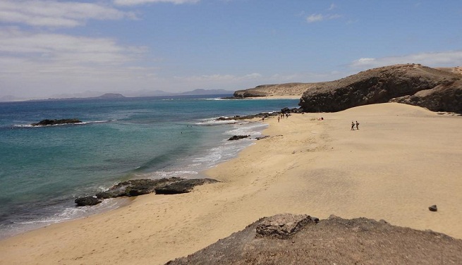 The-best-beaches-of-Haría-in-Lanzarote-1