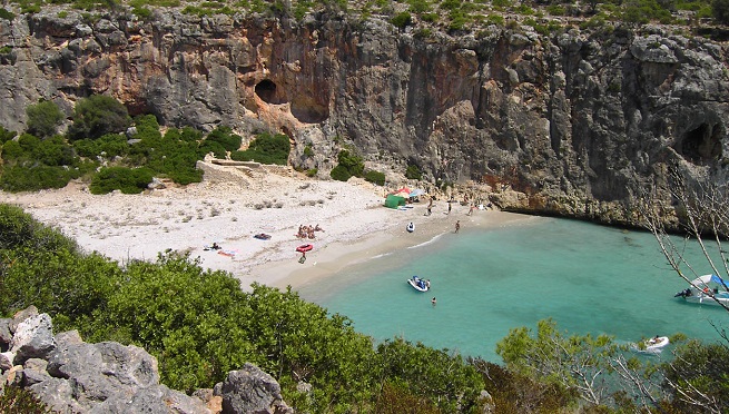 The-best-beaches-and-coves-of-Mallorca-3