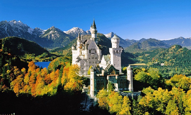 The-most-attractive-castles-in-the-world-4