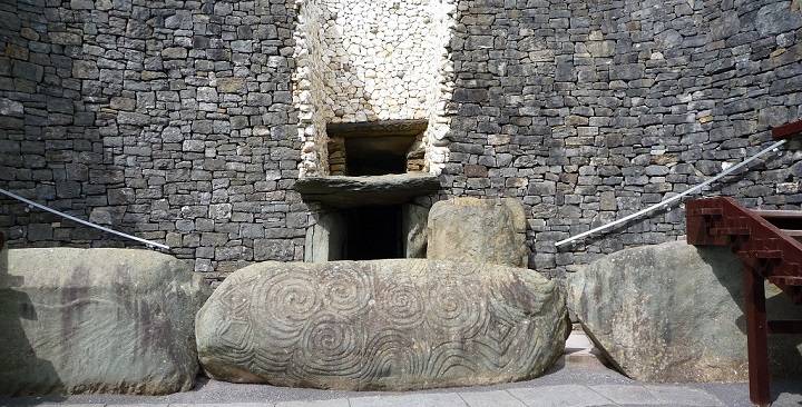 Newgrange Ireland3