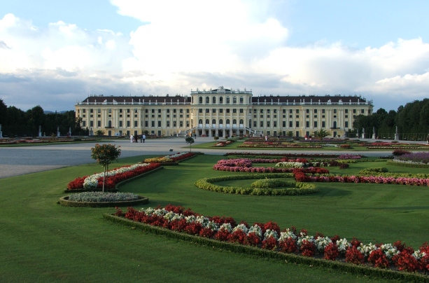 Palaces-of-vienna-2