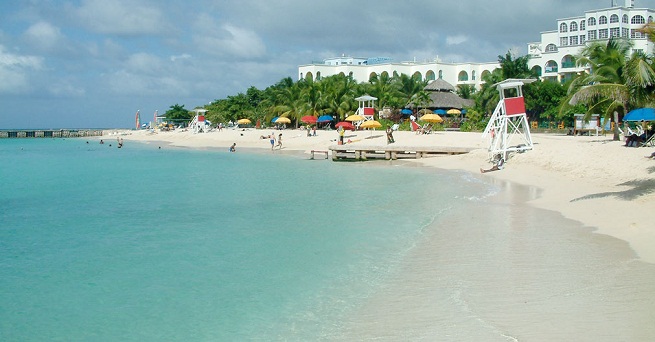 Travel-to-Montego-Bay-Jamaica-1