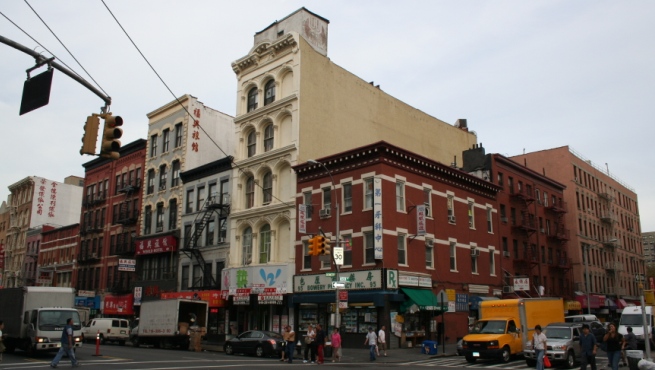 Visit-the-Lower-East-Side-of-Manhattan-2