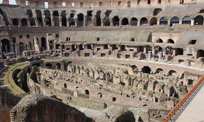 Visit-the-Roman-Ruins-in-Rome-1