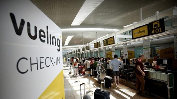 Vueling-counter
