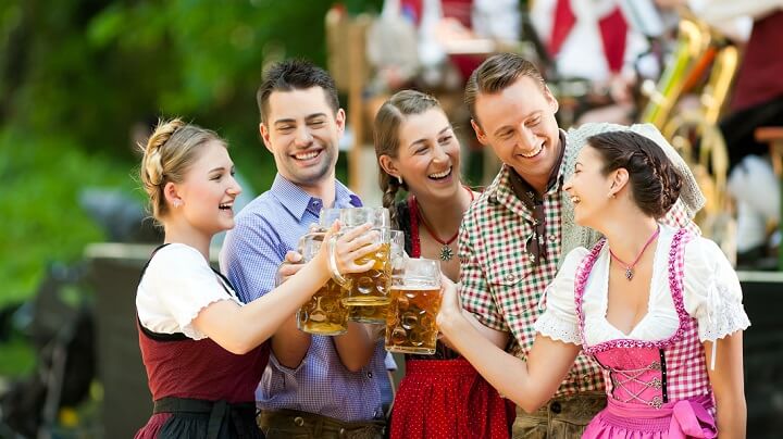Germans-toasting