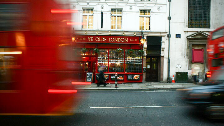 bar-in-london