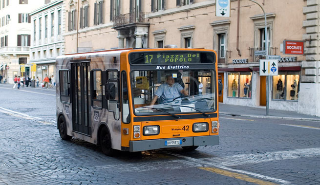 bus-in-rome