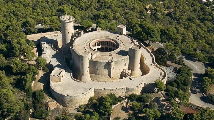 castle-of-Bellver
