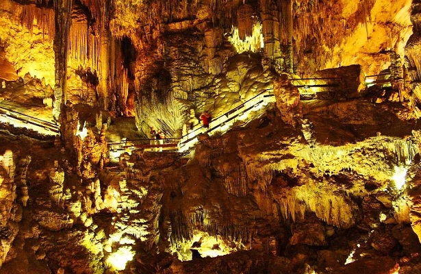 caves-of-nerja2