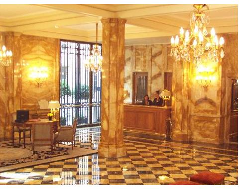 lobby-of-hotel-de-crillon