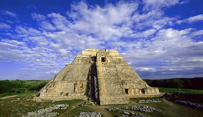 uxmal-overview-